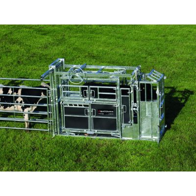 Bateman Ambassador Squeeze Cattle Crush FETF61